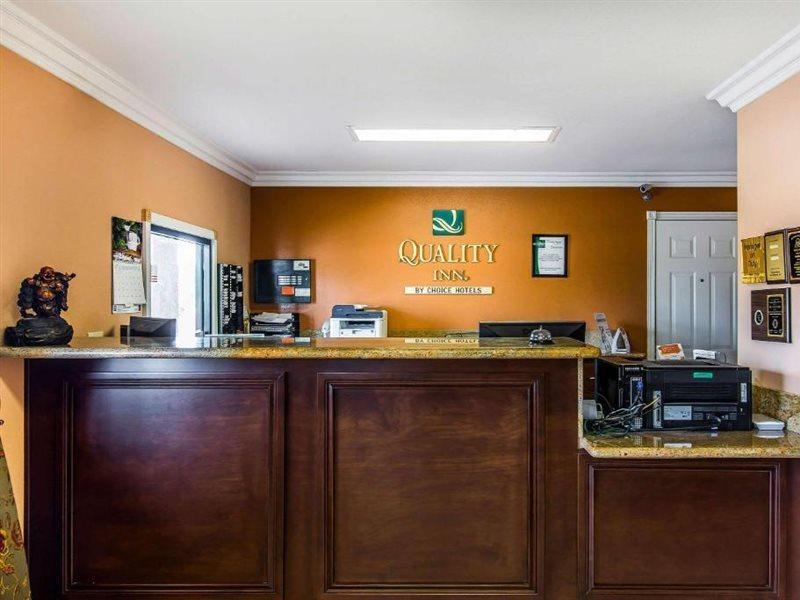 Quality Inn Lake Elsinore I-15 Экстерьер фото