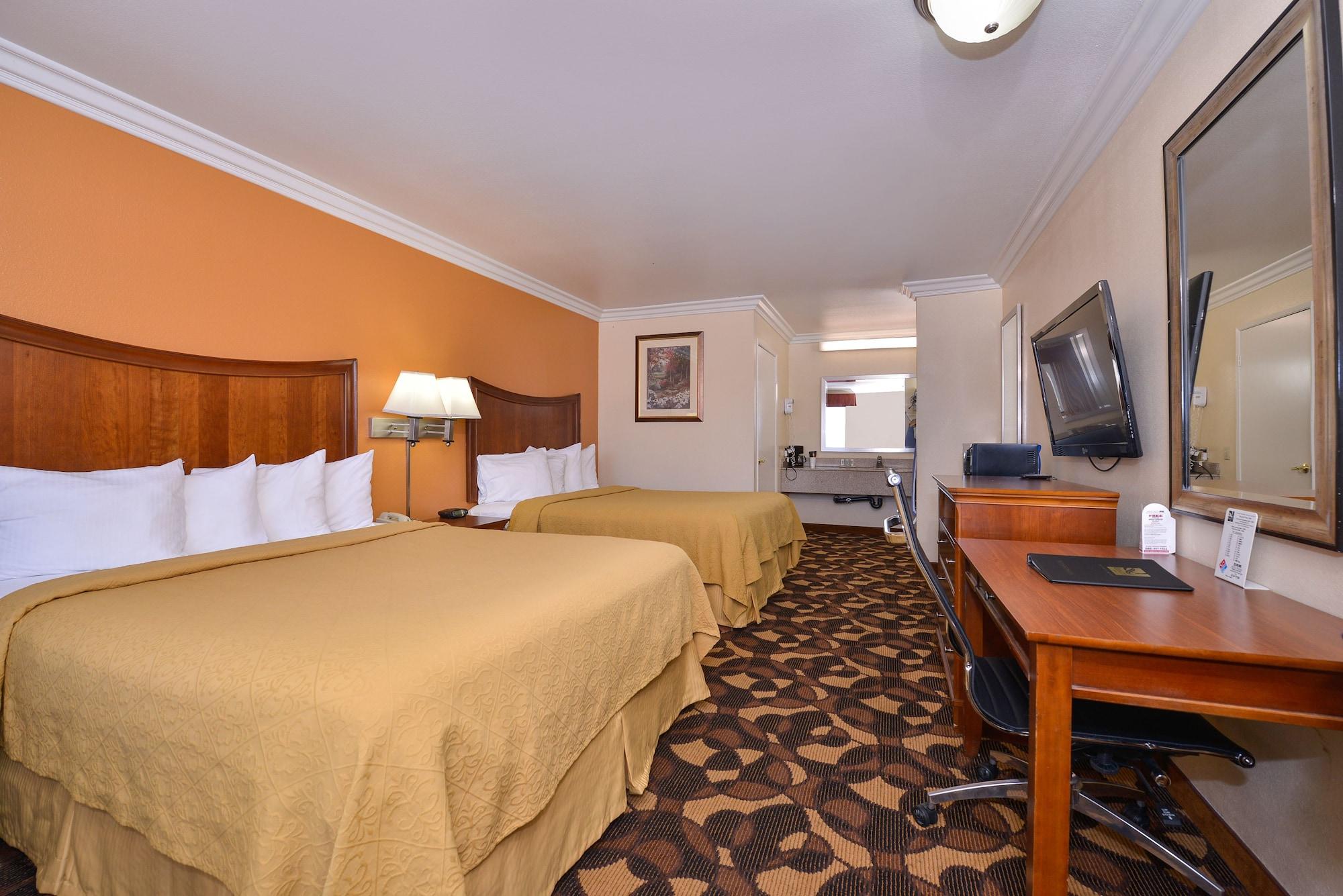 Quality Inn Lake Elsinore I-15 Экстерьер фото