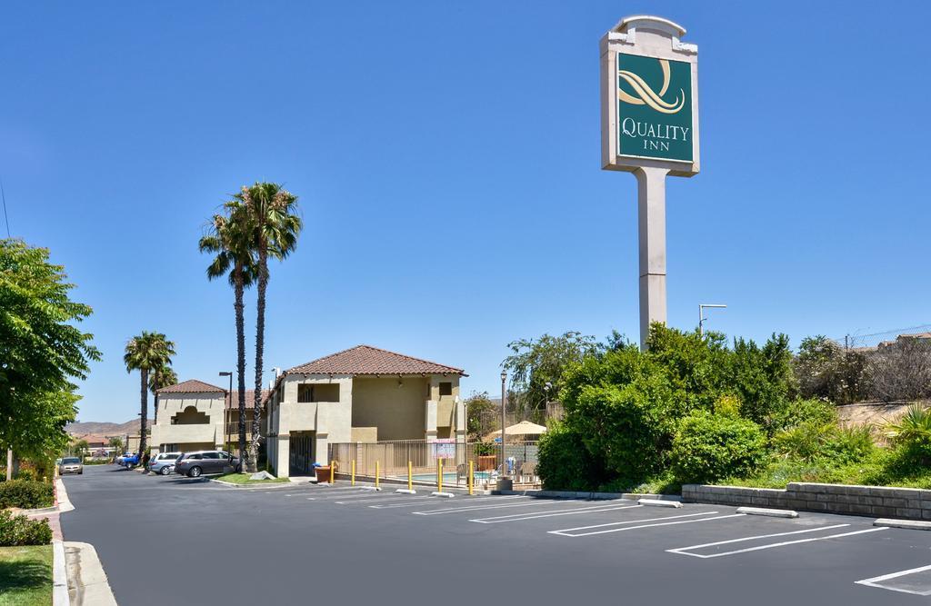 Quality Inn Lake Elsinore I-15 Экстерьер фото