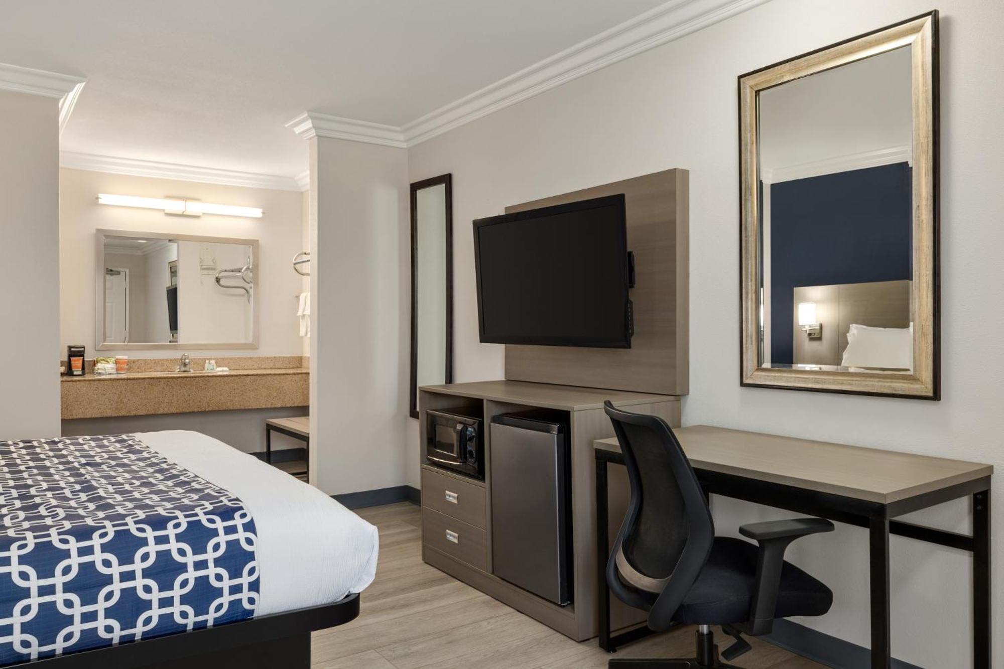 Quality Inn Lake Elsinore I-15 Экстерьер фото