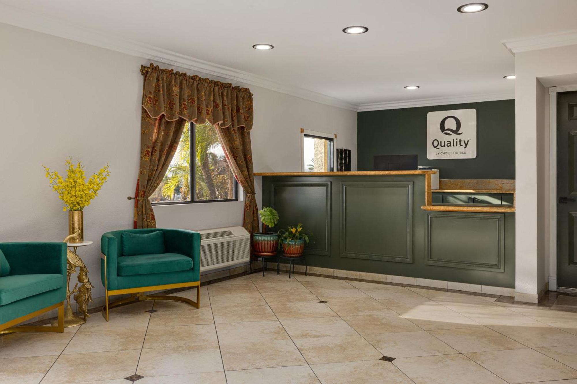Quality Inn Lake Elsinore I-15 Экстерьер фото