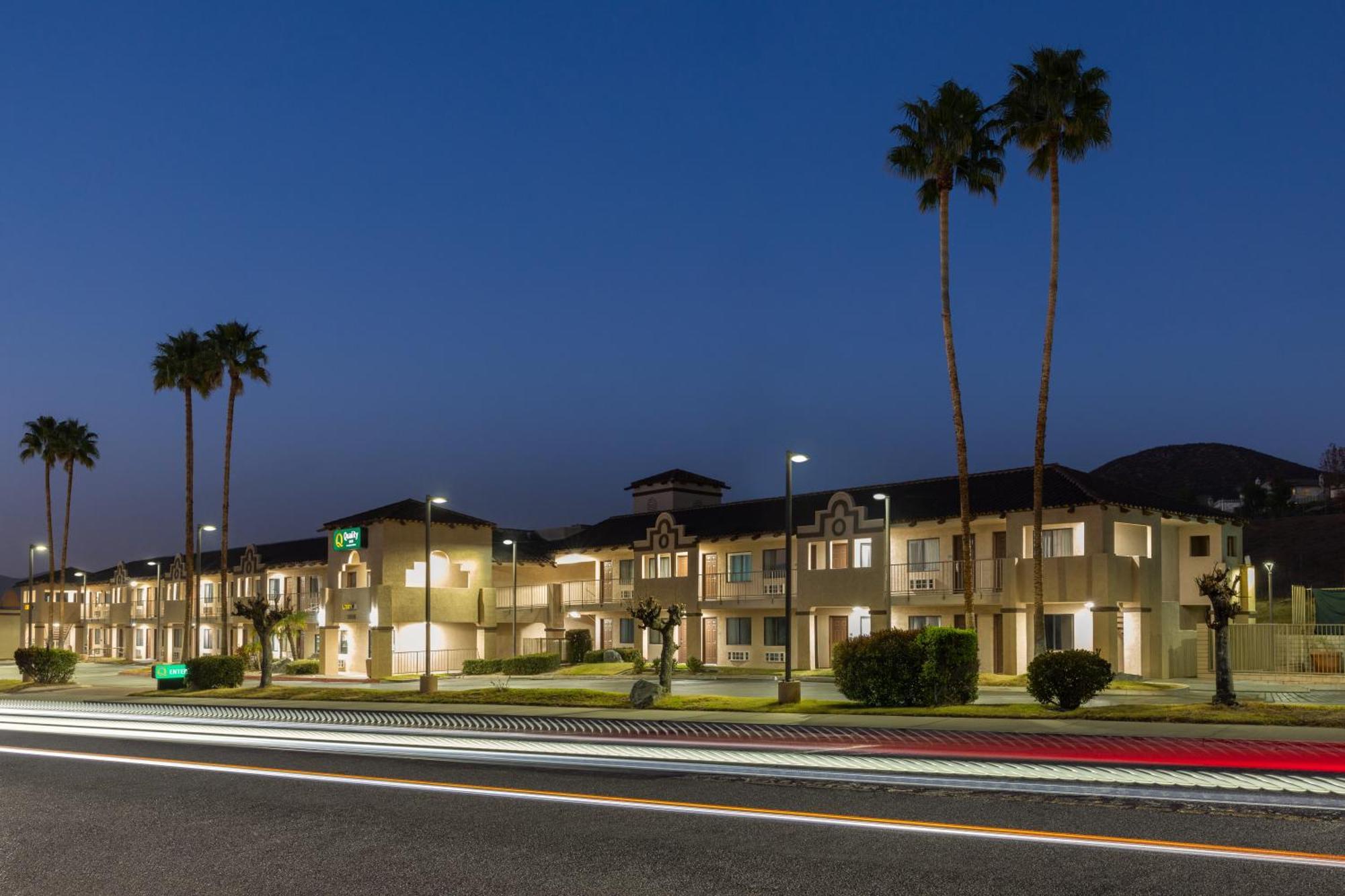 Quality Inn Lake Elsinore I-15 Экстерьер фото