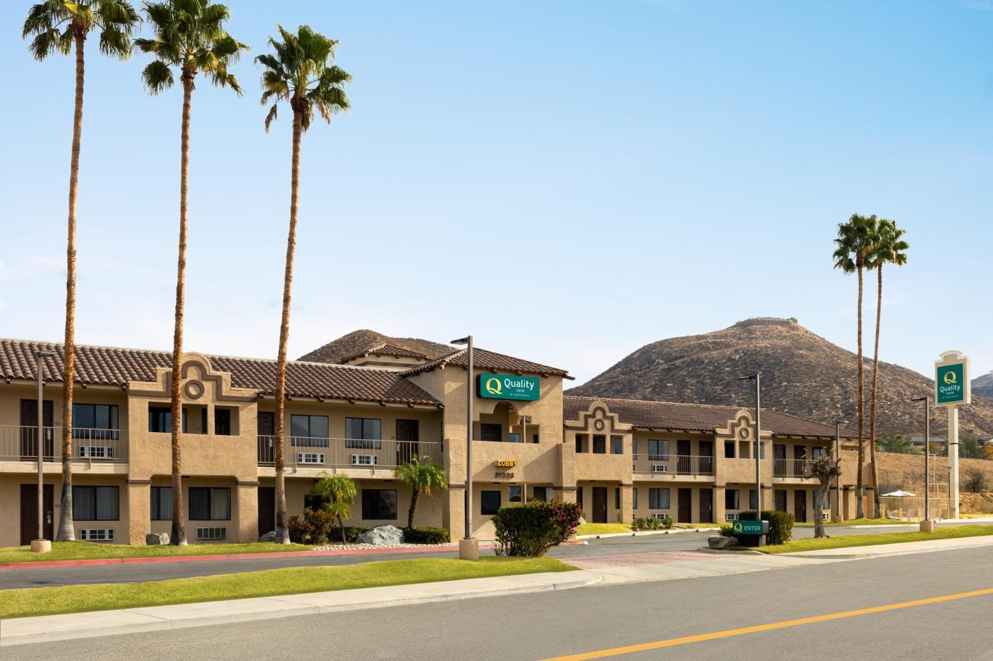 Quality Inn Lake Elsinore I-15 Экстерьер фото